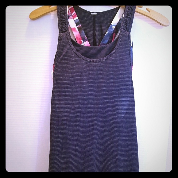 lululemon athletica Tops - Lululemon Workout Wear Bra built in criss cross